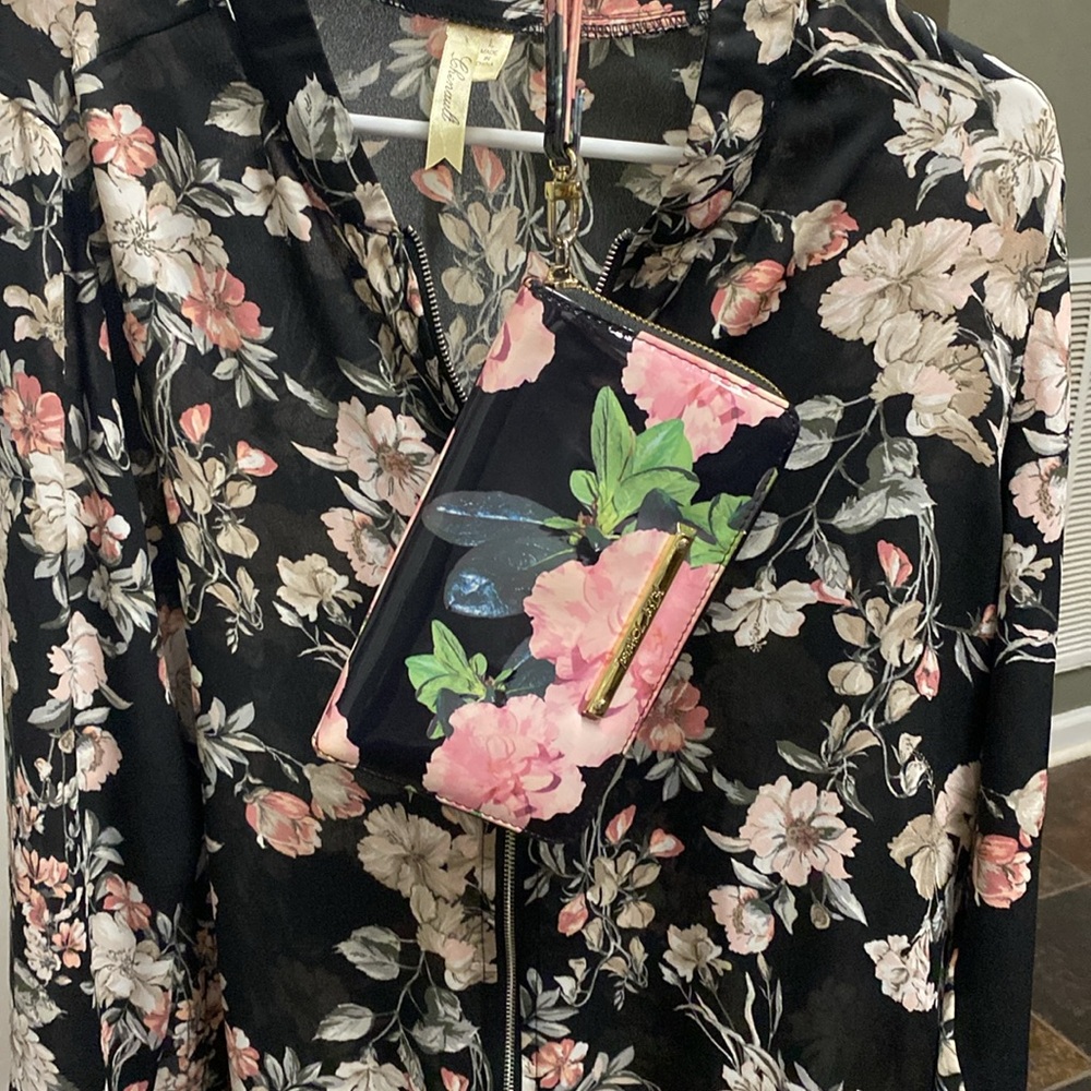 Chenault top with Betsy Johnson wristlet